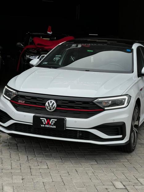 VOLKSWAGEN Jetta 2.0 4P 350 TSI GLI AUTOM�TICO DSG, Foto 3