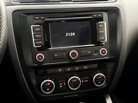 VOLKSWAGEN Jetta 2.0 4P COMFORTLINE FLEX, Foto 13