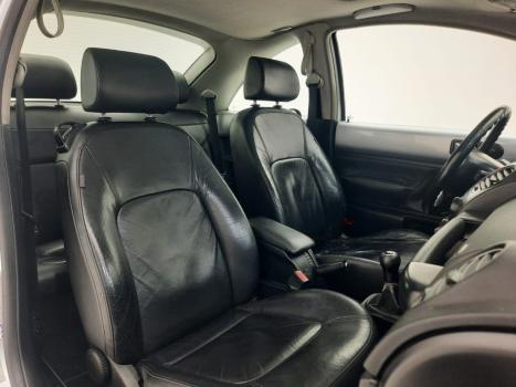 VOLKSWAGEN New Beetle 2.0 MI, Foto 12