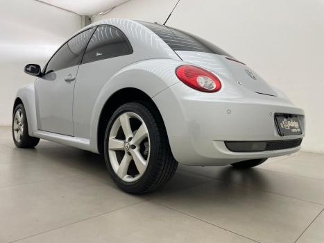 VOLKSWAGEN New Beetle 2.0 MI AUTOM�TICO, Foto 4