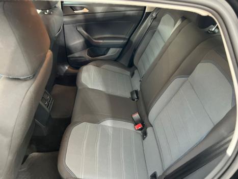 VOLKSWAGEN Nivus 1.0 4P FLEX 200 TSI COMFORTLINE TURBO AUTOMTICO, Foto 11
