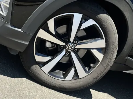 VOLKSWAGEN Nivus 1.0 4P FLEX 200 TSI HIGHLINE TURBO AUTOMTICO, Foto 11