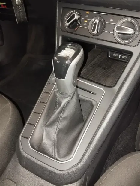 VOLKSWAGEN Nivus 1.0 4P FLEX 200 TSI COMFORTLINE TURBO AUTOMTICO, Foto 11