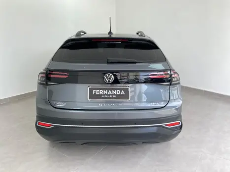 VOLKSWAGEN Nivus 1.0 4P FLEX 200 TSI COMFORTLINE TURBO AUTOMTICO, Foto 4