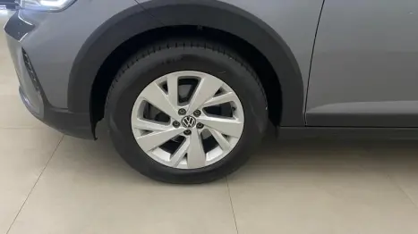 VOLKSWAGEN Nivus 1.0 4P FLEX 200 TSI COMFORTLINE TURBO AUTOM�TICO, Foto 7