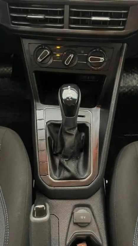 VOLKSWAGEN Nivus 1.0 4P FLEX 200 TSI COMFORTLINE TURBO AUTOM�TICO, Foto 14