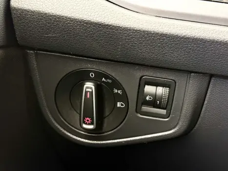 VOLKSWAGEN Nivus 1.0 4P FLEX 200 TSI COMFORTLINE TURBO AUTOM�TICO, Foto 10