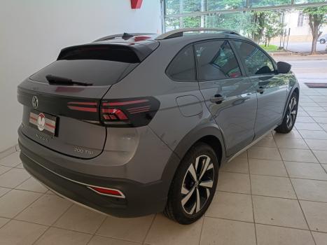 VOLKSWAGEN Nivus 1.0 4P FLEX 200 TSI HIGHLINE TURBO AUTOM�TICO, Foto 10