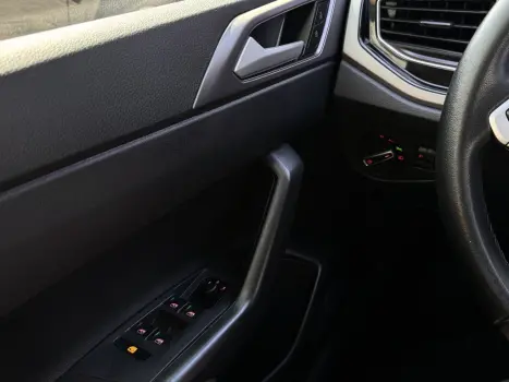 VOLKSWAGEN Nivus 1.0 4P FLEX 200 TSI COMFORTLINE TURBO AUTOM�TICO, Foto 7