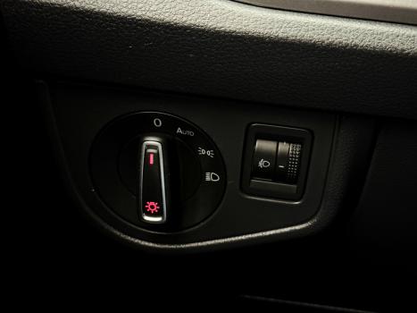 VOLKSWAGEN Nivus 1.0 4P FLEX 200 TSI COMFORTLINE TURBO AUTOM�TICO, Foto 9