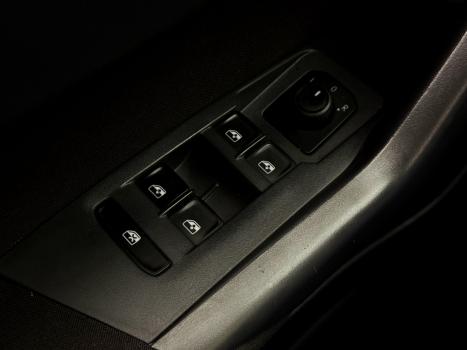 VOLKSWAGEN Nivus 1.0 4P FLEX 200 TSI COMFORTLINE TURBO AUTOM�TICO, Foto 10