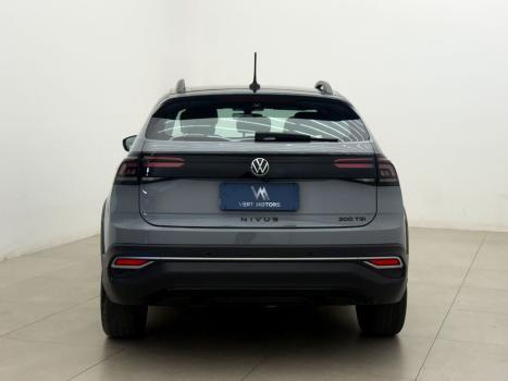 VOLKSWAGEN Nivus 1.0 4P FLEX 200 TSI HIGHLINE TURBO AUTOM�TICO, Foto 6