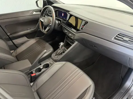VOLKSWAGEN Nivus 1.0 4P FLEX 200 TSI HIGHLINE TURBO AUTOM�TICO, Foto 11