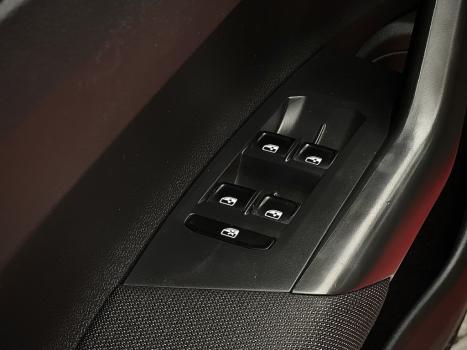 VOLKSWAGEN Polo Hatch 1.0 16V 4P, Foto 9 VOLKSWAGEN Polo Hatch 1.0 16V 4P, Foto 9