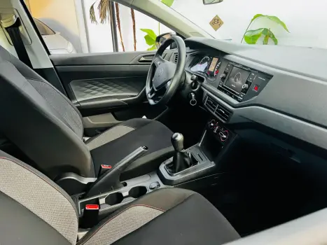 VOLKSWAGEN Polo Hatch 1.0 12V 4P MPI FLEX, Foto 8