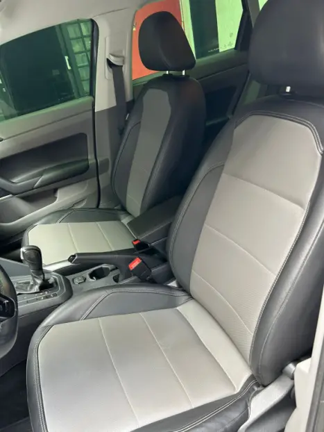 VOLKSWAGEN Polo Hatch 1.0 12V 4P 200 TSI  COMFORTLINE AUTOMÁTICO, Foto 4 VOLKSWAGEN Polo Hatch 1.0 12V 4P 200 TSI  COMFORTLINE AUTOMÁTICO, Foto 4