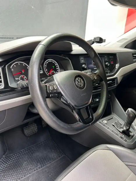 VOLKSWAGEN Polo Hatch 1.0 12V 4P 200 TSI  COMFORTLINE AUTOMÁTICO, Foto 5 VOLKSWAGEN Polo Hatch 1.0 12V 4P 200 TSI  COMFORTLINE AUTOMÁTICO, Foto 5