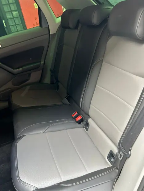 VOLKSWAGEN Polo Hatch 1.0 12V 4P 200 TSI  COMFORTLINE AUTOMÁTICO, Foto 10 VOLKSWAGEN Polo Hatch 1.0 12V 4P 200 TSI  COMFORTLINE AUTOMÁTICO, Foto 10