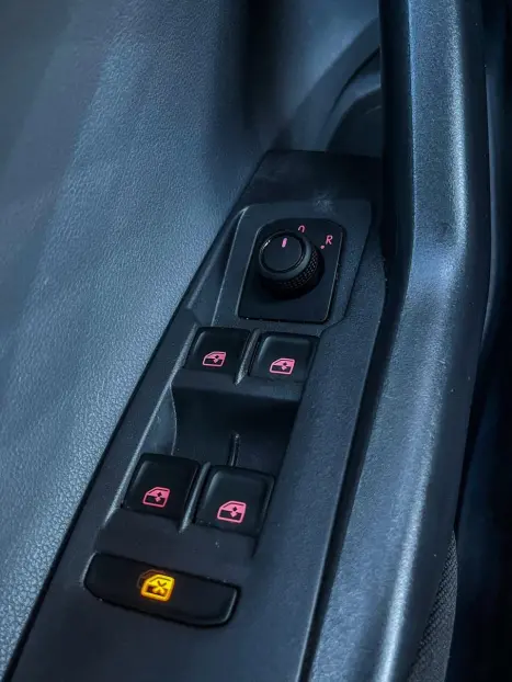 VOLKSWAGEN Polo Hatch 1.0 4P 170 TSI COMFORTLINE AUTOMTICO, Foto 12