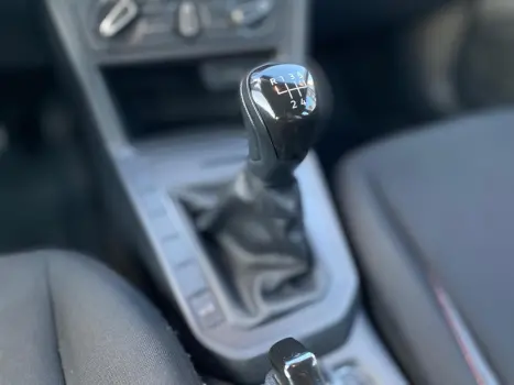 VOLKSWAGEN Polo Hatch 1.0 16V 4P, Foto 13