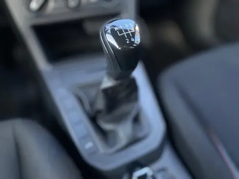 VOLKSWAGEN Polo Hatch 1.0 12V 4P MPI FLEX, Foto 13