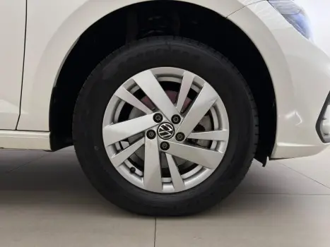VOLKSWAGEN Polo Hatch 1.0 12V 4P 200 TSI  COMFORTLINE AUTOM�TICO, Foto 7