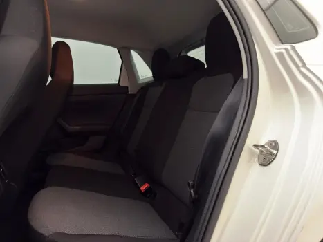 VOLKSWAGEN Polo Hatch 1.0 12V 4P 200 TSI  COMFORTLINE AUTOM�TICO, Foto 9