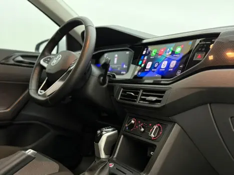 VOLKSWAGEN Polo Hatch 1.0 12V 4P 200 TSI  COMFORTLINE AUTOM�TICO, Foto 11