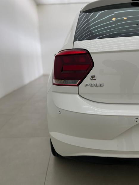 VOLKSWAGEN Polo Hatch 1.0 12V 4P 200 TSI  COMFORTLINE AUTOM�TICO, Foto 10