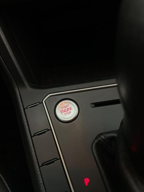 VOLKSWAGEN Polo Hatch 1.0 12V 4P 200 TSI  COMFORTLINE AUTOM�TICO, Foto 11