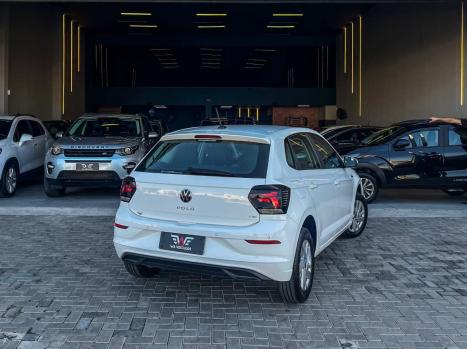 VOLKSWAGEN Polo Hatch 1.0 12V 4P 200 TSI  COMFORTLINE AUTOM�TICO, Foto 12