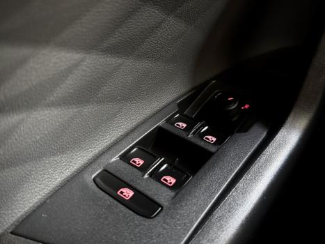 VOLKSWAGEN Polo Hatch 1.0 4P 170 TSI COMFORTLINE AUTOM�TICO, Foto 11