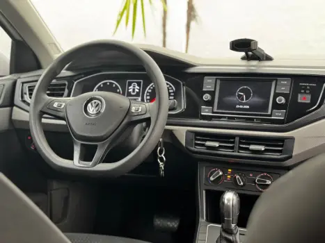 VOLKSWAGEN Polo Hatch 1.0 12V 4P 200 TSI  COMFORTLINE AUTOM�TICO, Foto 12