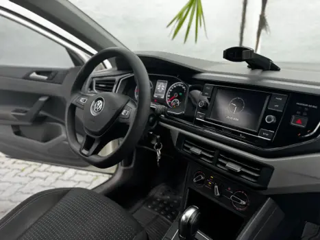 VOLKSWAGEN Polo Hatch 1.0 12V 4P 200 TSI  COMFORTLINE AUTOM�TICO, Foto 18