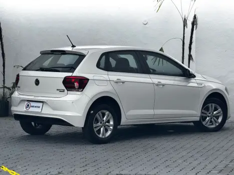 VOLKSWAGEN Polo Hatch 1.0 12V 4P 200 TSI  COMFORTLINE AUTOM�TICO, Foto 21