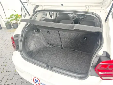 VOLKSWAGEN Polo Hatch 1.0 12V 4P 200 TSI  COMFORTLINE AUTOM�TICO, Foto 22