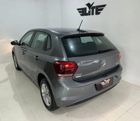 VOLKSWAGEN Polo Hatch 1.0 12V 4P 200 TSI  COMFORTLINE AUTOM�TICO, Foto 13