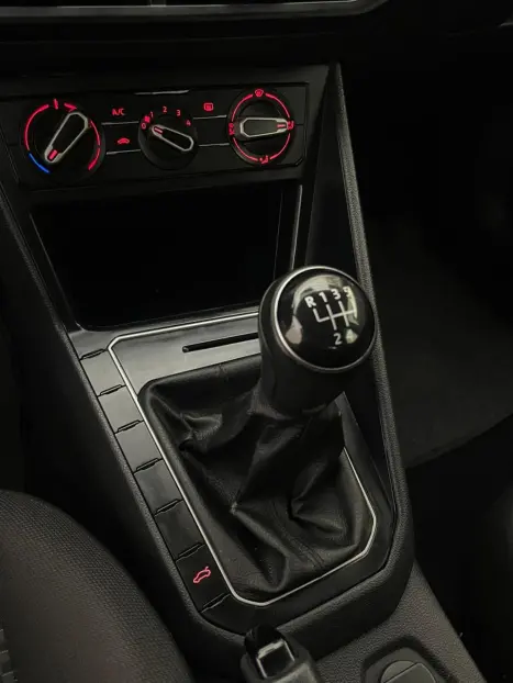 VOLKSWAGEN Polo Hatch 1.0 12V 4P MPI FLEX, Foto 16