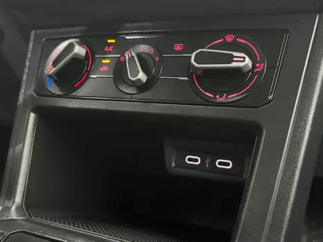 VOLKSWAGEN Polo Hatch 1.0 12V 4P MPI FLEX, Foto 18