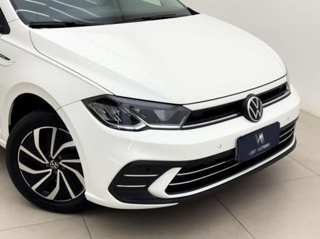 VOLKSWAGEN Polo Hatch 1.0 12V 4P 200 TSI HIGHLINE AUTOM�TICO, Foto 2