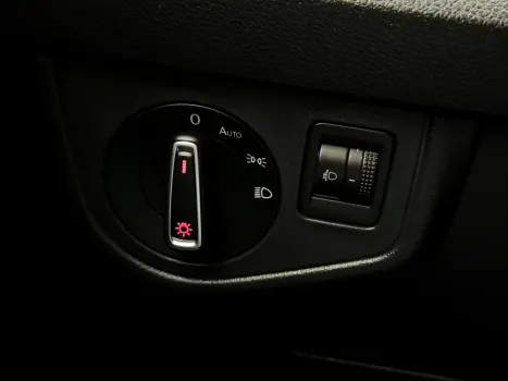 VOLKSWAGEN Polo Hatch 1.0 12V 4P 200 TSI HIGHLINE AUTOM�TICO, Foto 9