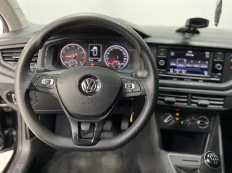 VOLKSWAGEN Polo Hatch 1.0 16V 4P, Foto 6