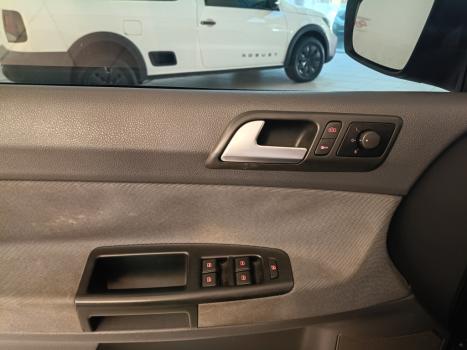 VOLKSWAGEN Polo Sedan 1.6 4P FLEX, Foto 12