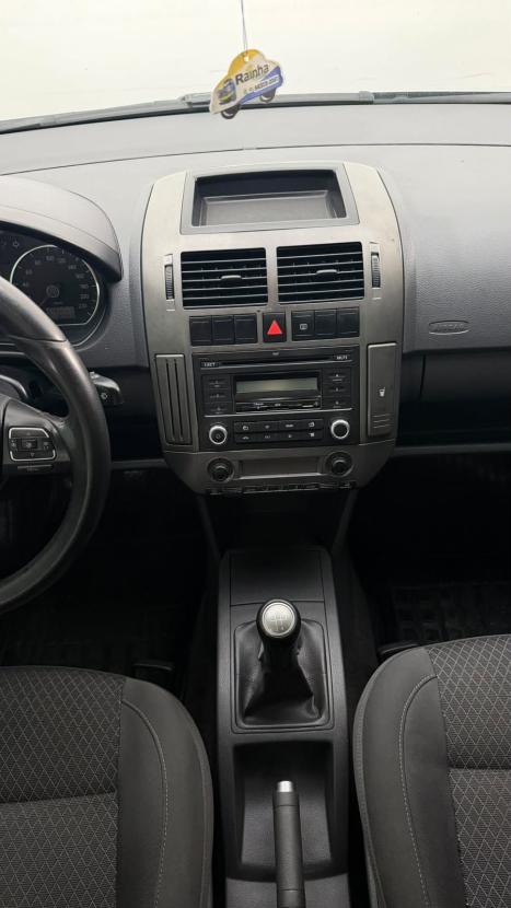 VOLKSWAGEN Polo Sedan 1.6 4P COMFORTLINE FLEX, Foto 16
