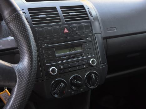 VOLKSWAGEN Polo Sedan 1.6 4P COMFORTLINE FLEX, Foto 3