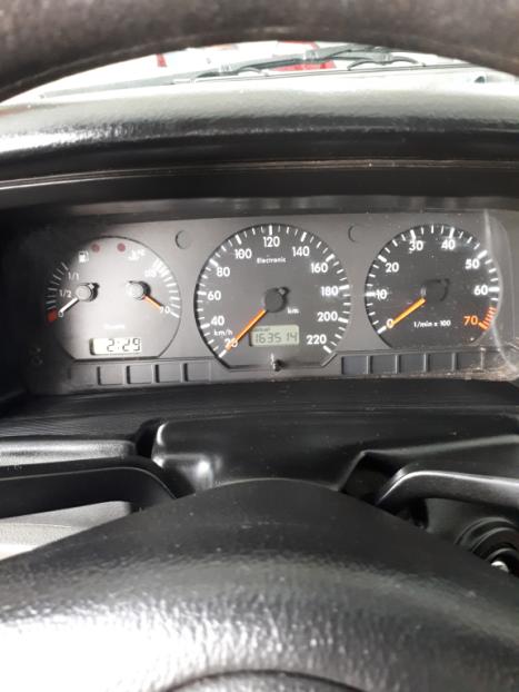 VOLKSWAGEN Santana 2.0 MI 4P, Foto 8