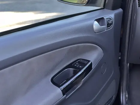 VOLKSWAGEN Saveiro 1.6 CABINE ESTENDIDA FLEX, Foto 9