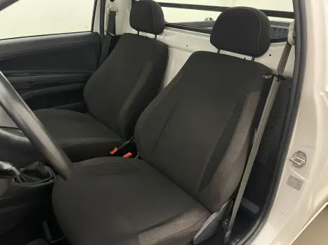 VOLKSWAGEN Saveiro 1.6 16V FLEX MSI ROBUST CABINE SIMPLES, Foto 8