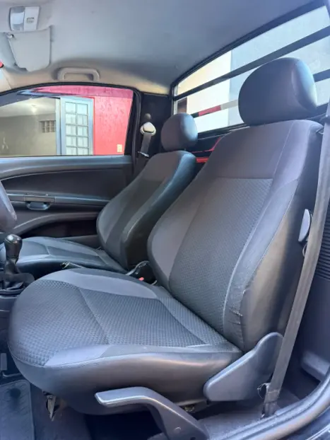 VOLKSWAGEN Saveiro 1.6 16V FLEX MSI ROBUST CABINE SIMPLES, Foto 2