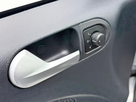 VOLKSWAGEN Saveiro 1.6 16V FLEX MSI TRENDLINE CABINE SIMPLES, Foto 15